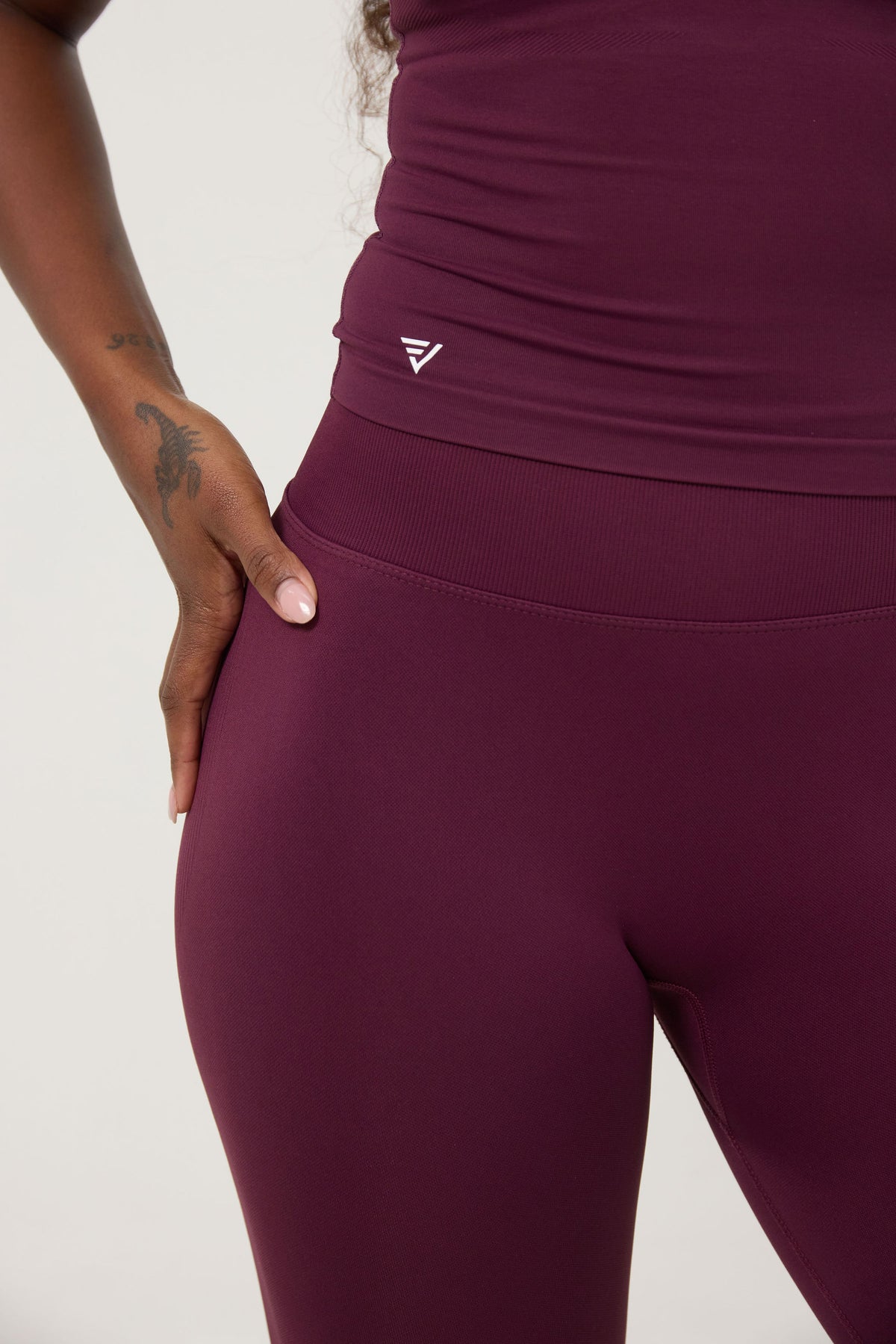 Sculpt Adjustable Tank Wonder Berry