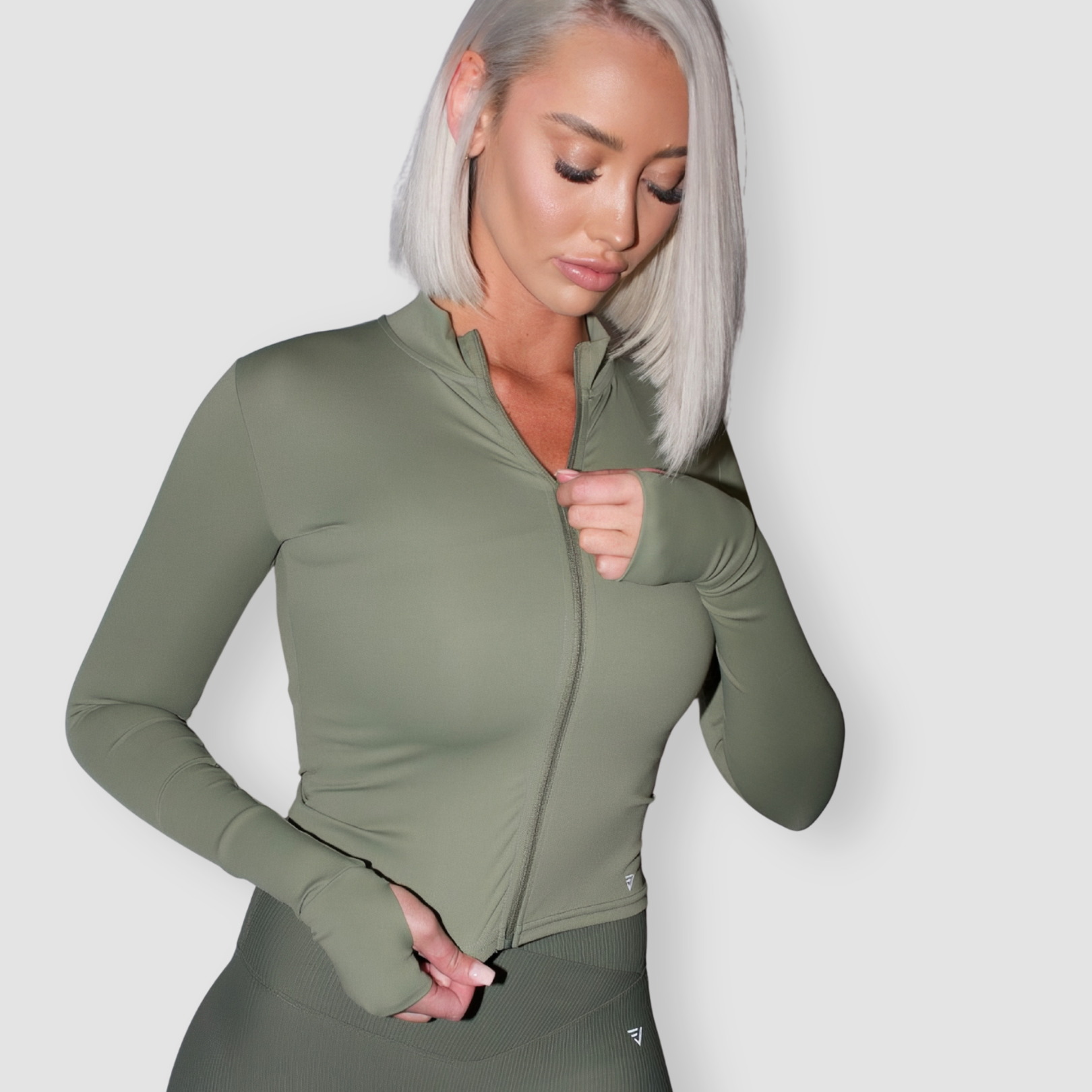 Forma Fitted Zip Up